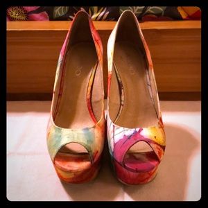 Open toe wedge heels